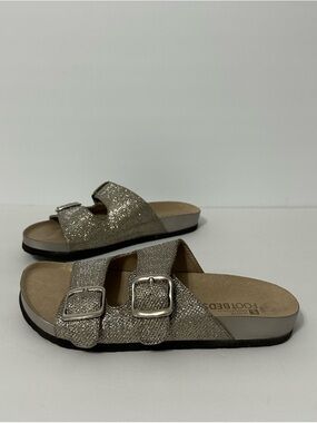 White Mountain Sandals Sz 8 Buckle Strappy Slide Open Toe Resort Coastal Beachy